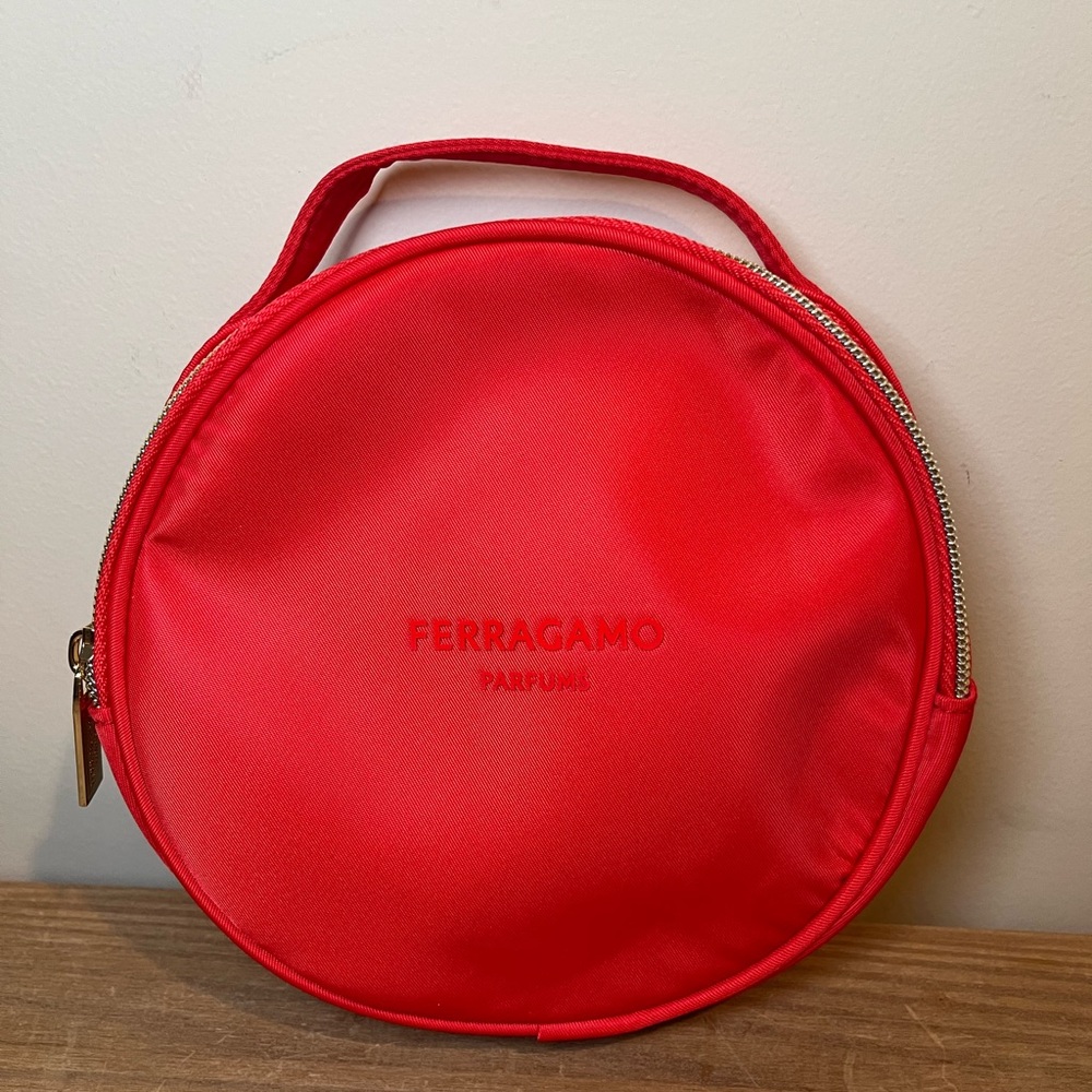Salvatore Ferragamo Parfums Women’s Red Round Toiletry / Clutch Purse New!